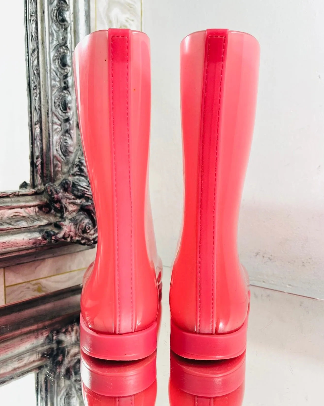 Chanel 'CC' Logo Wellington Boots. Size 41