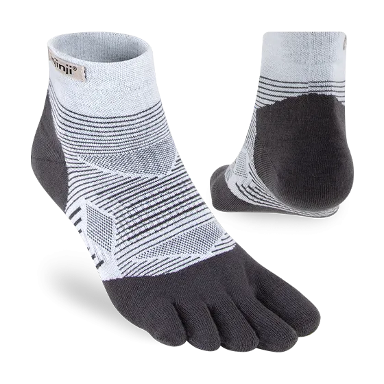 Injini Men's Run Lightweight Mini-Crew Sock in Gray