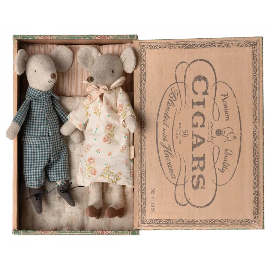 Maileg Grandma & Grandpa Mice in a Cigar Box