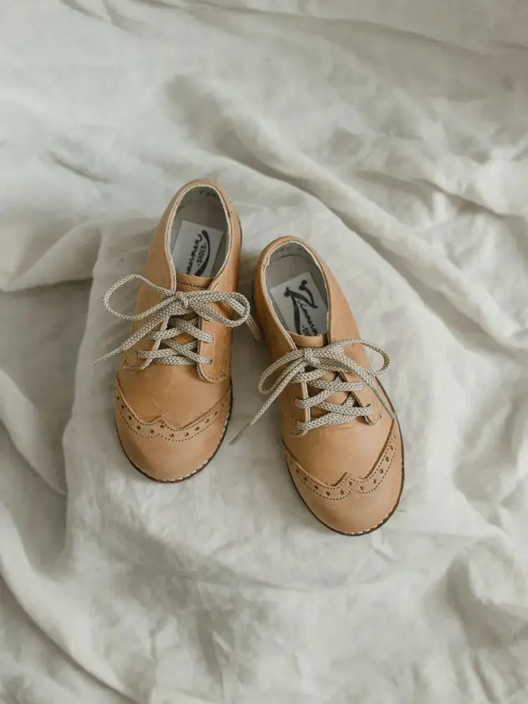 Wing Tip Oxford (tan)